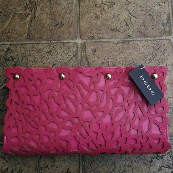 bebe Handbags - Bebe clutch